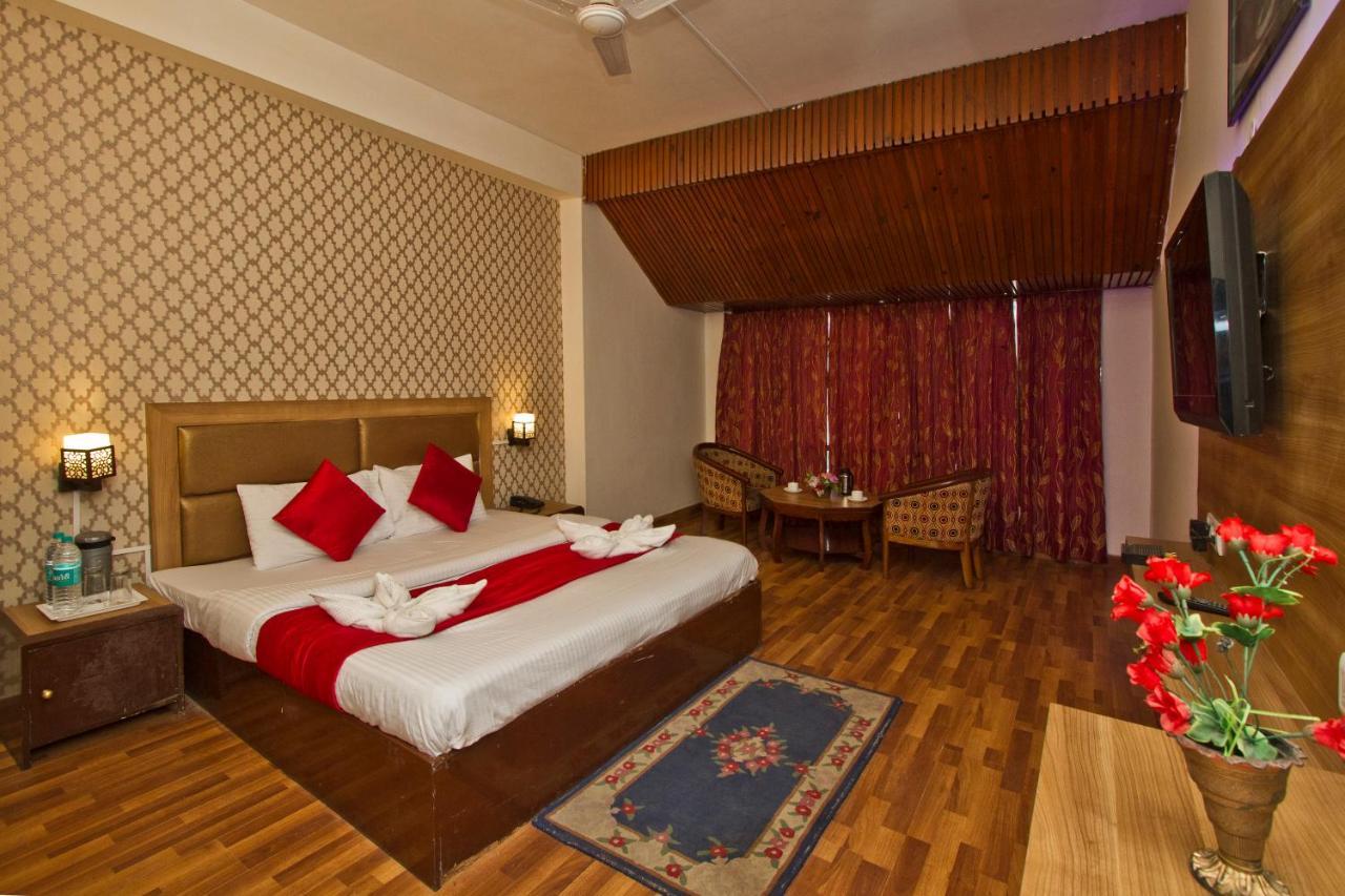 Hotel Sitara International Manāli Екстериор снимка